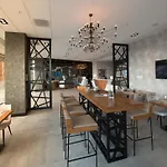 Liv Hotel