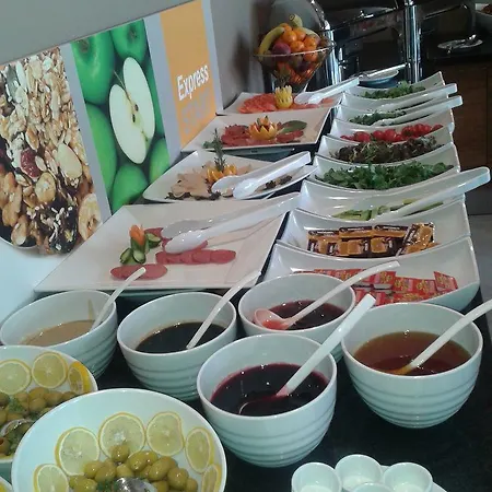 Liv イスタンブール